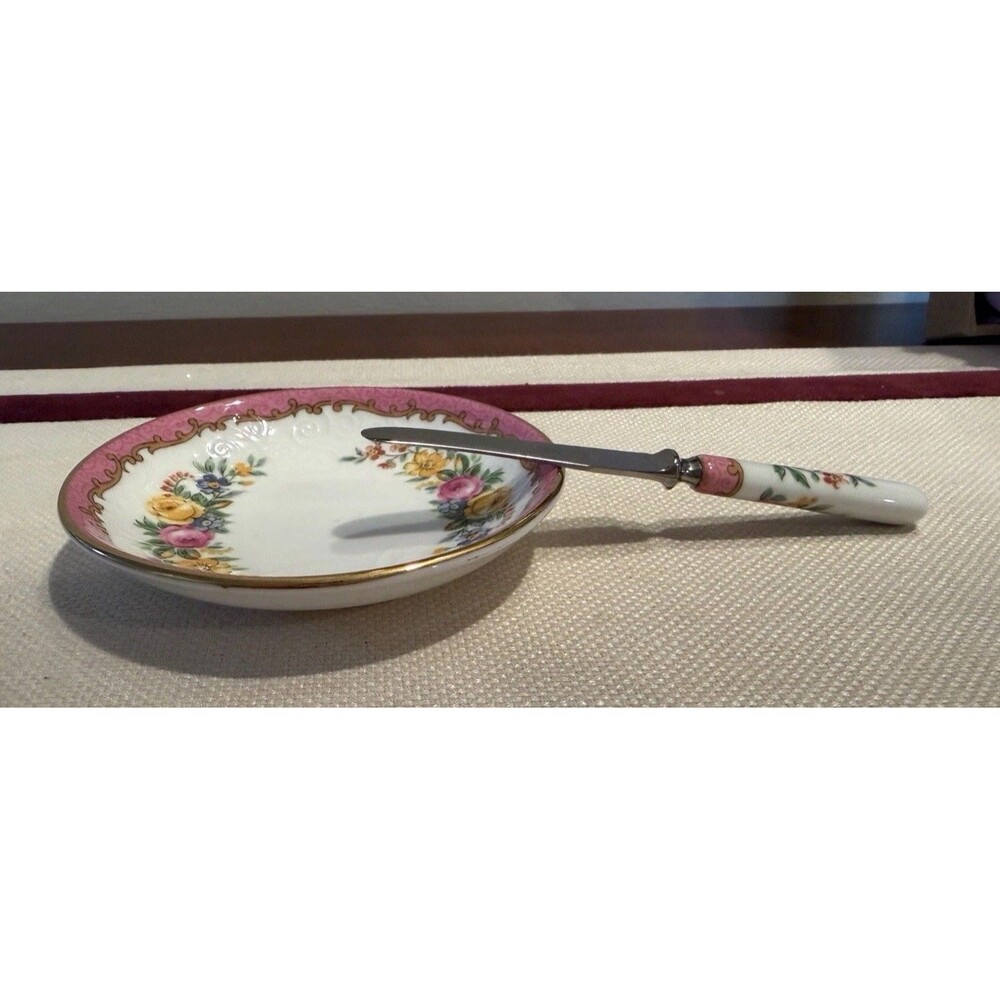 Vintage Crown Staffordshire Fine Bone China Butter Pat or Trinket dish - Picture 3 of 6